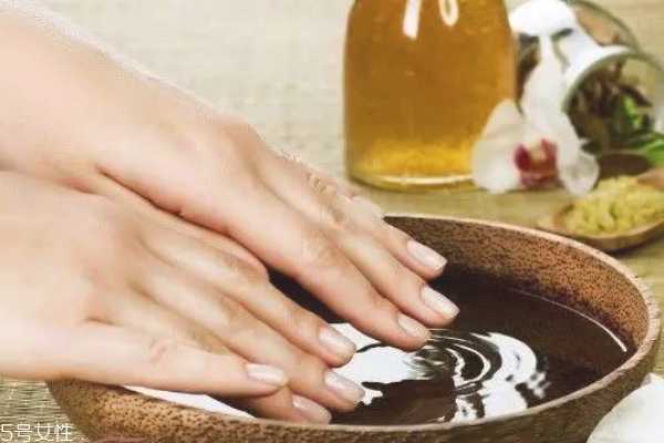 妮维雅护手霜好用吗