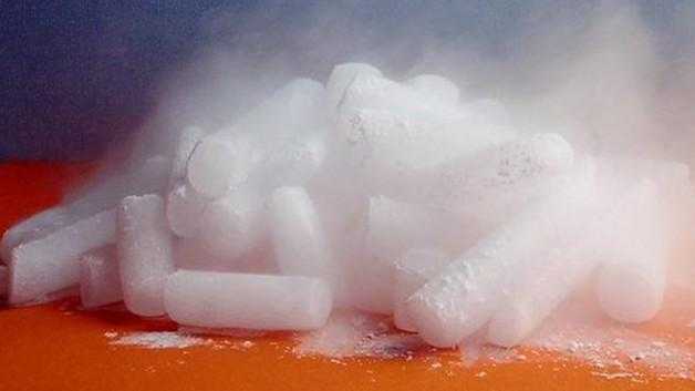 如何长时间保存干冰