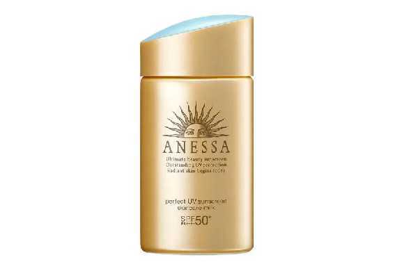 防晒霜用手涂还是用海绵涂好?涂多少量? 防晒霜用手涂还是用海绵涂好?涂多少量?