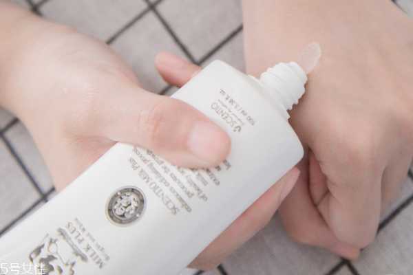 泰国牛奶去角质凝胶怎么样 泰国牛奶去角质凝胶怎么样