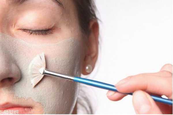 越晒越白是怎么回事 越晒越白是怎么回事