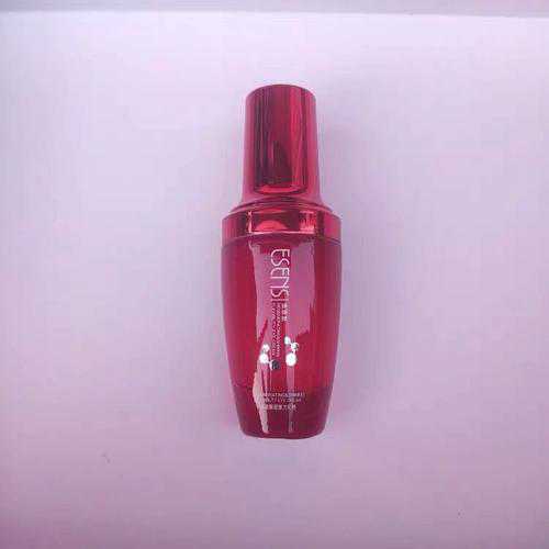 眼部精华可以抹脖子吗 眼部精华可以抹脖子吗