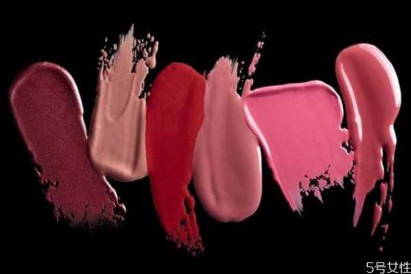 唇彩是口红吗?唇彩和唇釉的区别 唇彩是口红吗?唇彩和唇釉的区别