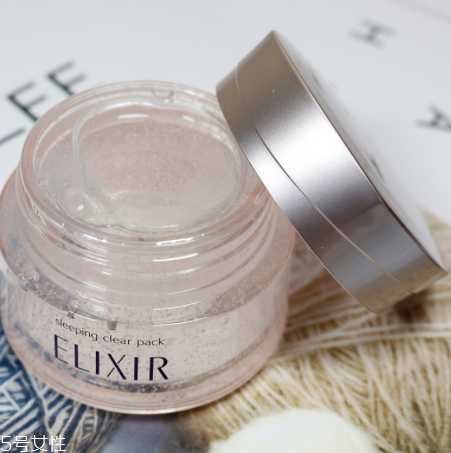 夏天混油皮护肤攻略 这些你都不能错过