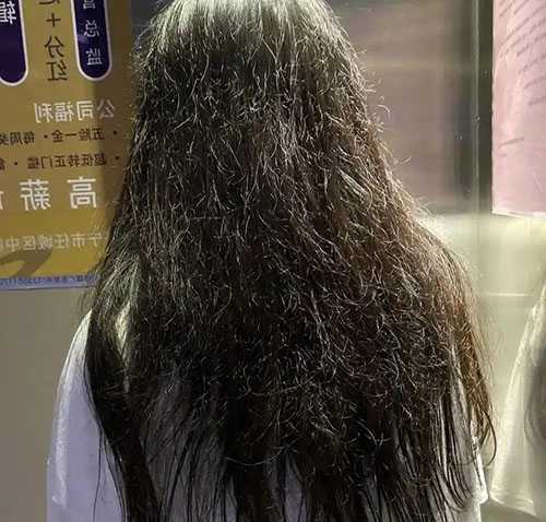 发胶的正确使用方法 发胶的正确使用方法