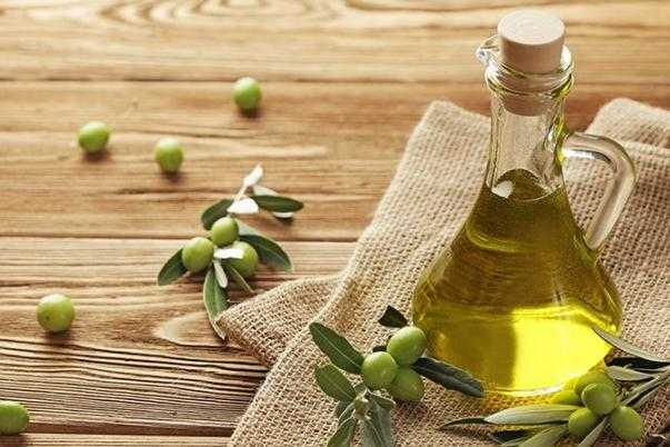 荷荷巴油的正确用法 荷荷巴油的正确用法