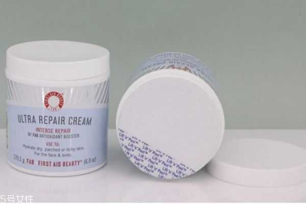 脸上起皮用什么护肤品 脸上起皮用什么护肤品