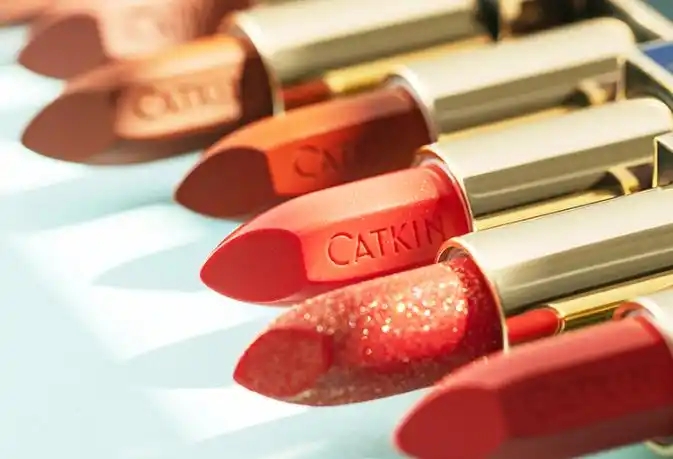 唇釉是液体口红吗 唇釉是液体口红吗