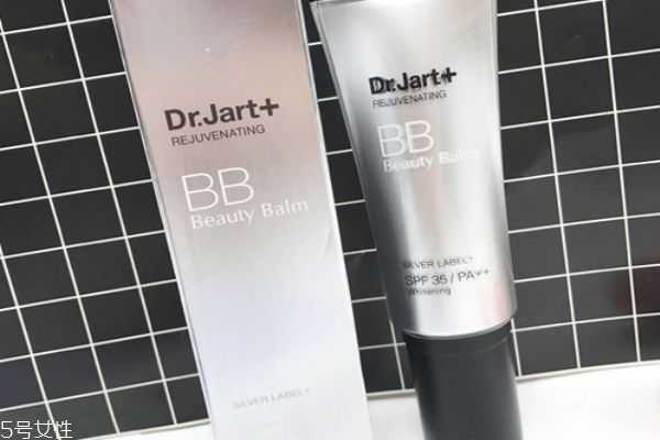 什么bb霜适合19岁的学生用?好用不贵的bb霜推荐 什么bb霜适合19岁的学生用?好用不贵的bb霜推荐