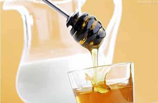 /珍珠粉牛奶蜂蜜面膜