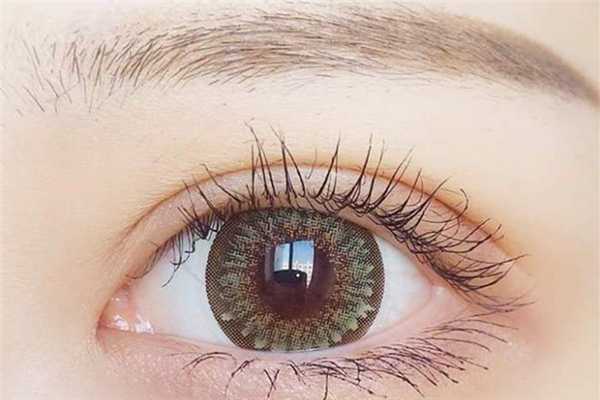 美瞳用手戴还是用工具 美瞳用手戴还是用工具