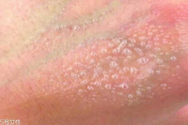 lid防晒喷雾有颜色吗