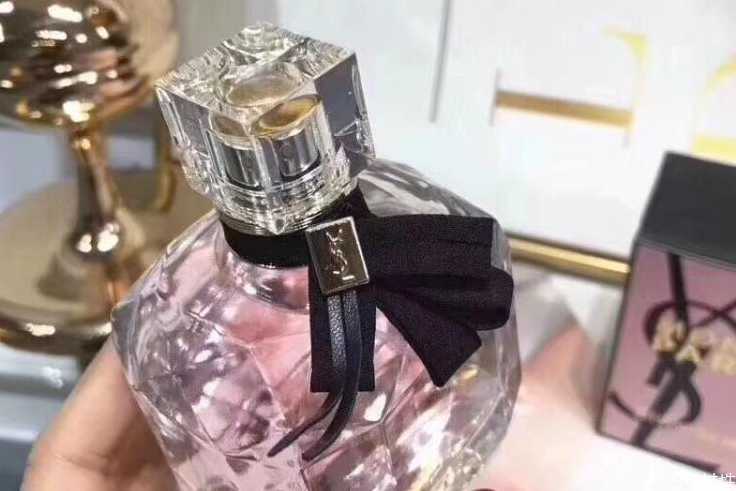 反转巴黎香水是什么档次