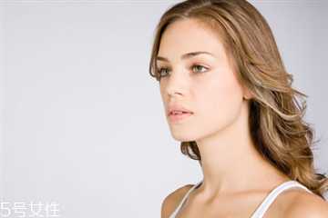 夏天皮肤出油怎么办