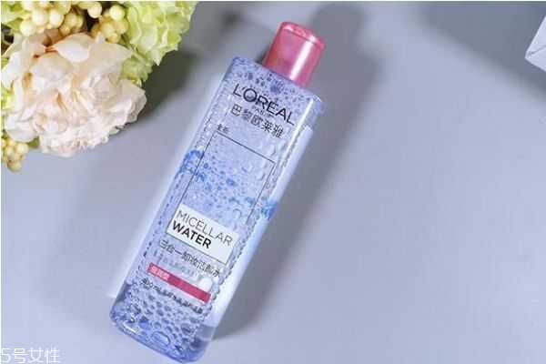 化妆水和卸妆水有什么区别