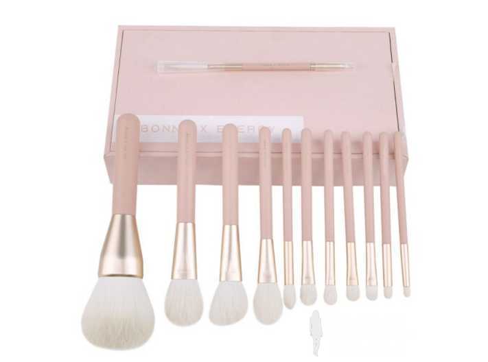 艾诺琪化妆刷哪个系列好用