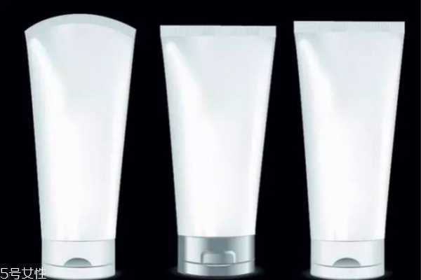 洗脸有哪些误区 洗脸的正确方法