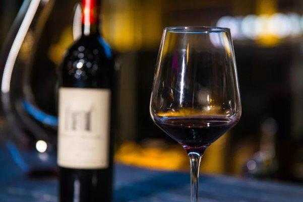 红酒储存的正确方法 红酒储存的正确方法