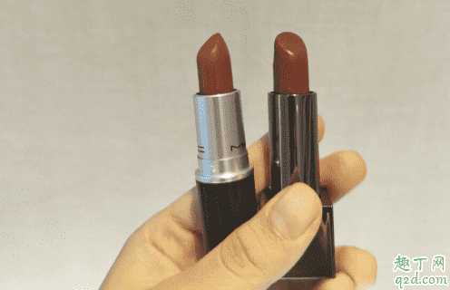 巴宝莉93和mac chili哪个好看 巴宝莉93和mac chili哪个好看