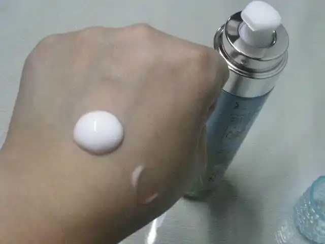 美容液是什么?美容液的功效和作用 美容液是什么?美容液的功效和作用