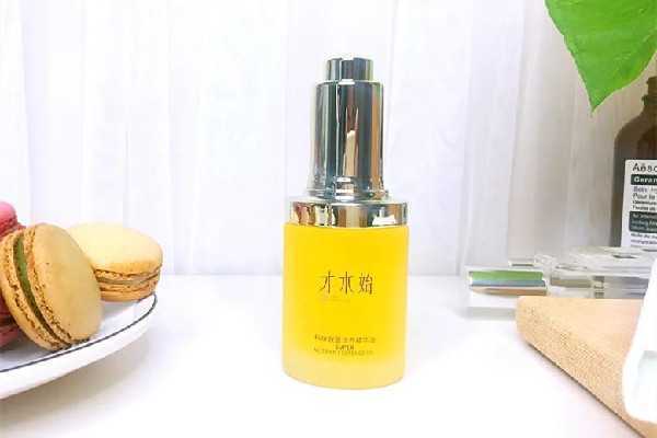 精华油用了还要用精华吗 精华油用了还要用精华吗