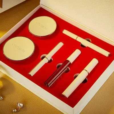 情人节送女生化妆品好吗