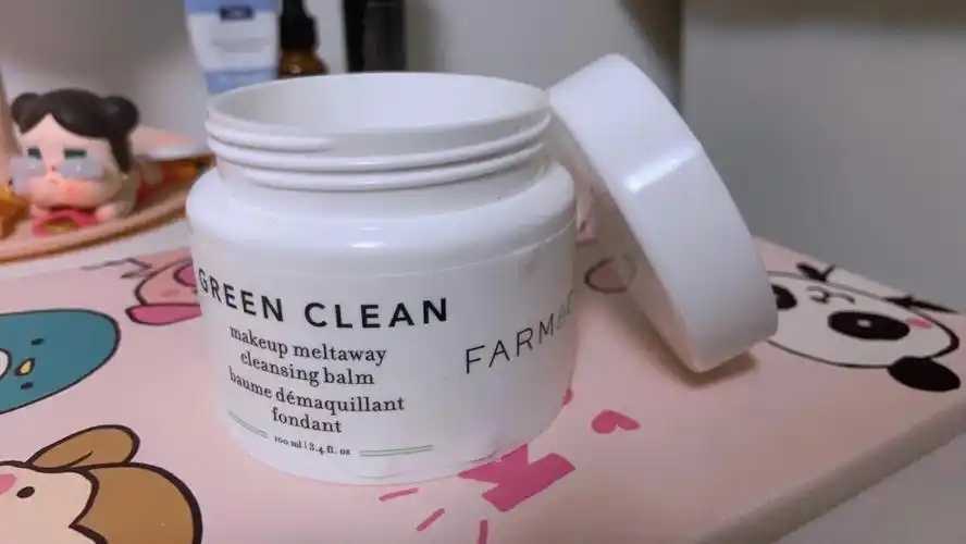 洁面慕斯是喷雾吗 洁面慕斯是喷雾吗