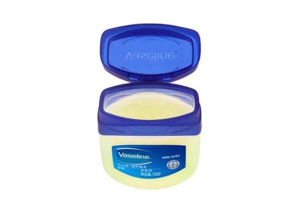 凡士林修护晶冻是干什么的？凡士林晶冻和普通凡士林区别