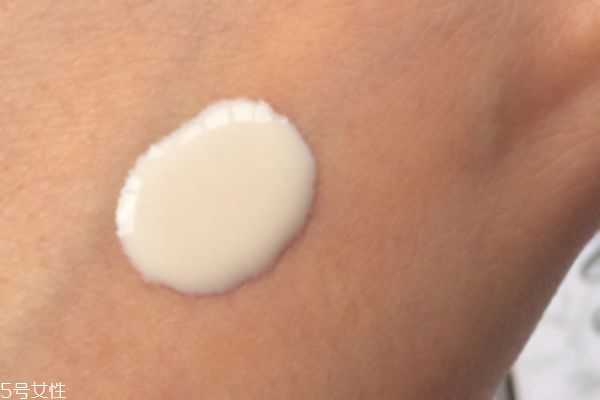 资生堂白胖子含酒精吗