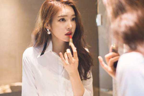 3ce水唇釉怎么样 3ce水唇釉怎么样