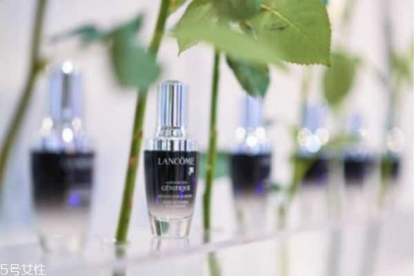 水乳重要还是精华重要