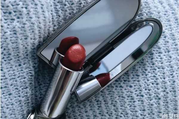 娇兰口红保质期几年?娇兰口红生产日期在哪看 娇兰口红保质期几年?娇兰口红生产日期在哪看