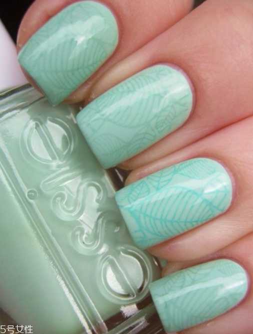 女生秋冬做什么美甲好看？冬季美甲这几款最显气质