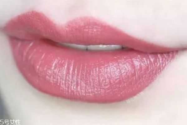 皮肤比较黄涂什么口红？皮肤暗黄推荐几款口红