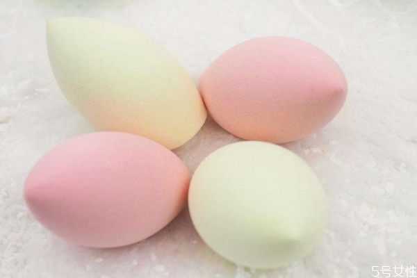 隔离要用美妆蛋吗?隔离霜用手还是用美妆蛋好 隔离要用美妆蛋吗?隔离霜用手还是用美妆蛋好