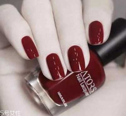 手黑适合什么颜色指甲油?手黑适合做什么美甲好看 手黑适合什么颜色指甲油?手黑适合做什么美甲好看