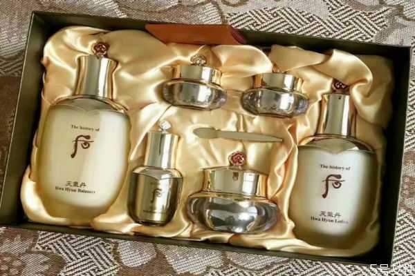 天气丹祛斑美白要哪个系列好?天气丹跟雪花秀哪个好用 天气丹祛斑美白要哪个系列好?天气丹跟雪花秀哪个好用