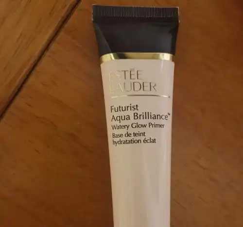 妆前乳含硅好不好