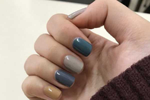 指甲油不涂底油会怎么样