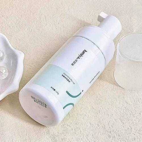 夏季和冬季使用的洁面慕斯有何区别 夏季和冬季使用的洁面慕斯有何区别