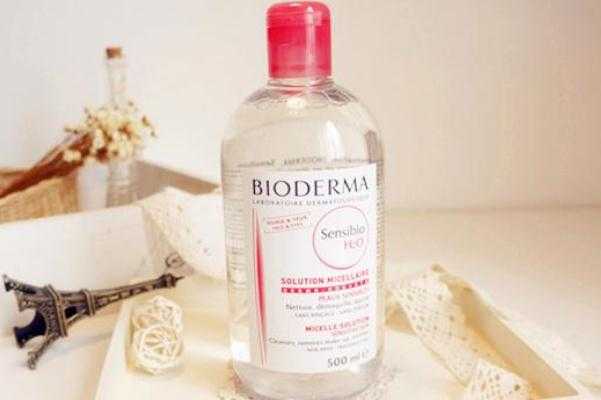 卸妆水会把皮肤擦薄吗 卸妆水会把皮肤擦薄吗