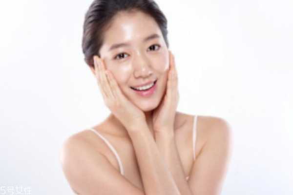 秋冬用什么洗面奶好 溶剂型洗面奶了解一下