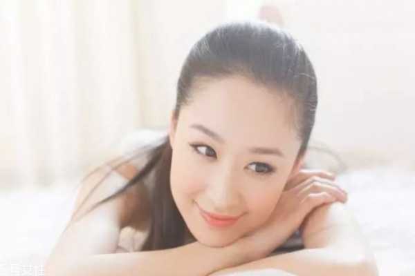 控油洗面奶什么时候用