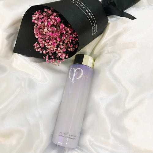 化妆水是做什么用的 化妆水是做什么用的