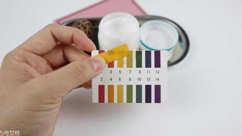 珂润面霜和hfp面霜哪个好 2款同价面霜大pk