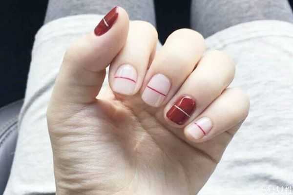 美甲底胶涂几遍?甲油胶怎么保持长久 美甲底胶涂几遍?甲油胶怎么保持长久
