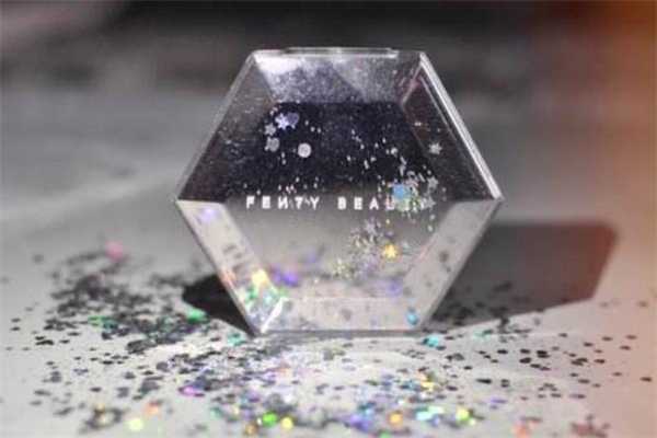 fenty beauty高光怎么样?fentybeauty高光碎了怎么办 fenty beauty高光怎么样?fentybeauty高光碎了怎么办