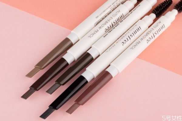 眉笔和铅笔成分一样吗？眉笔有没有保质期