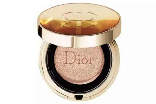 先打气垫还是粉底？先用粉底还是先用气垫