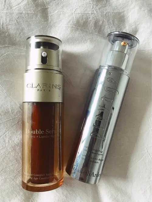 雅顿橘灿精华和娇韵诗双萃哪个好用 雅顿橘灿精华和娇韵诗双萃哪个好用